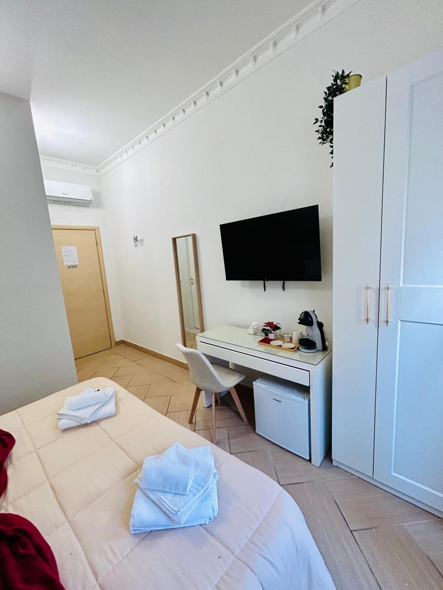 Hotel Domus Giolitti Roma Esterno foto